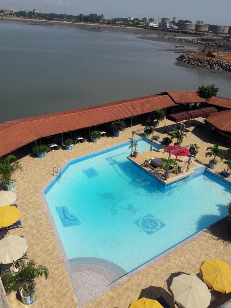 Hotel Le Petit Bateau Conakry Luaran gambar